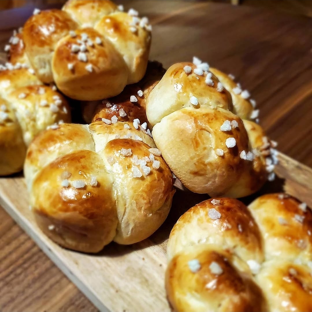 Brioches perlées au sucre